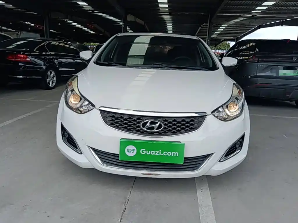 Hyundai Elantra 2016