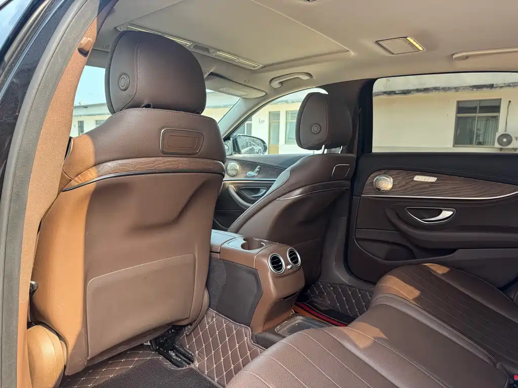 Mercedes-Benz E-Class 2018