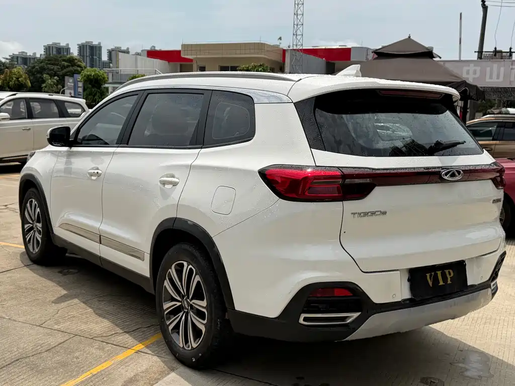 Chery Tiggo 8 2018 — фото 4