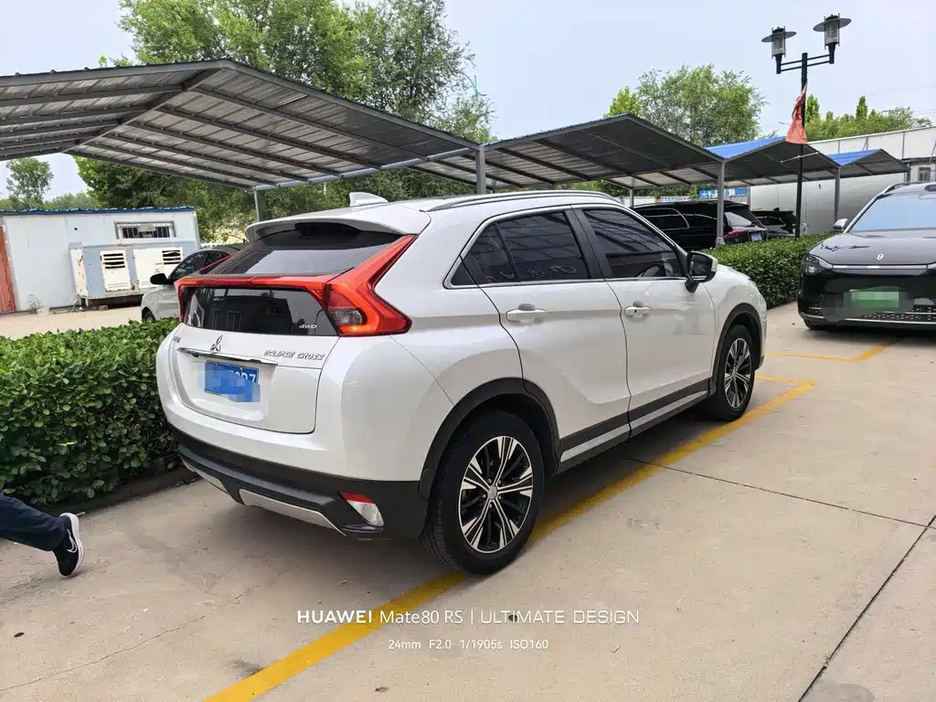 Mitsubishi Eclipse Cross 2022