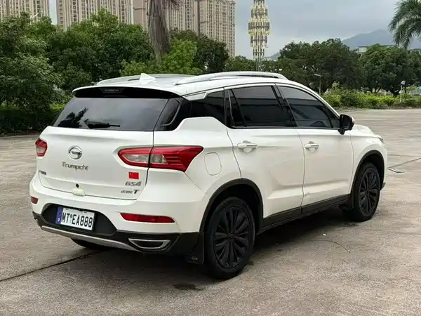 GAC Trumpchi GS4 2017