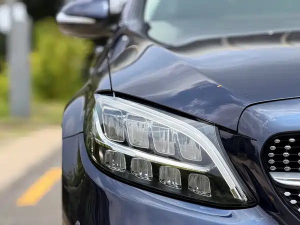 Mercedes-Benz C-Class 2020