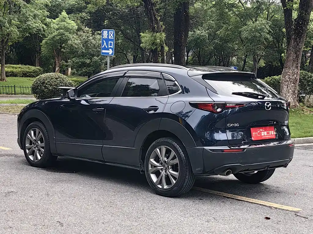 Mazda CX-30 2021 — фото 11