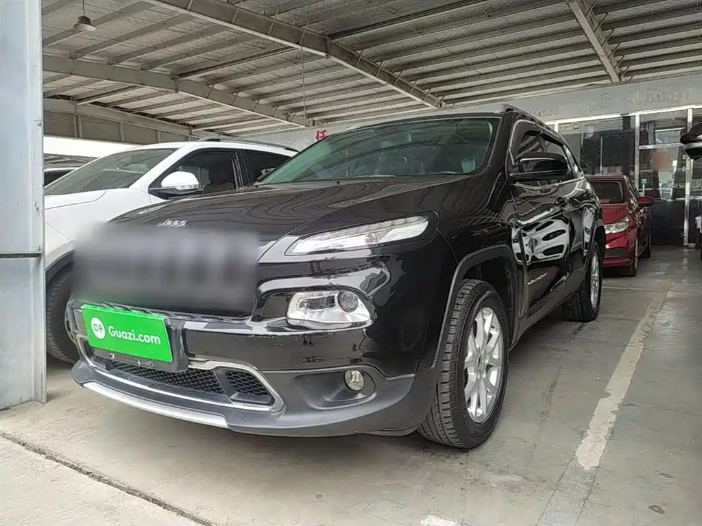 Jeep Cherokee 2018 — фото 2