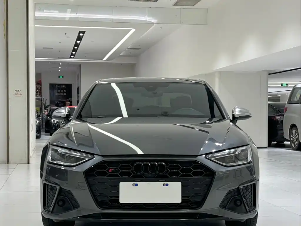 Audi S4 2024