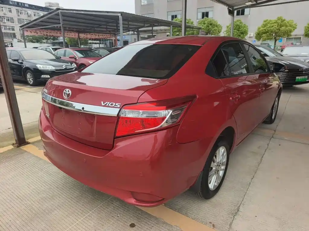 Toyota Vios 2015 — фото 7