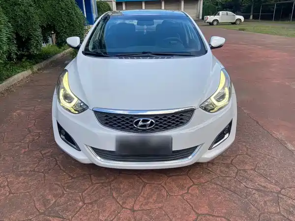 Hyundai Elantra Langdong 2017
