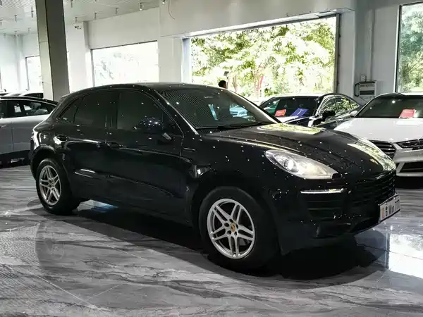 Porsche Macan 2016