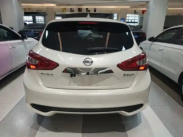 Nissan Tiida 2023