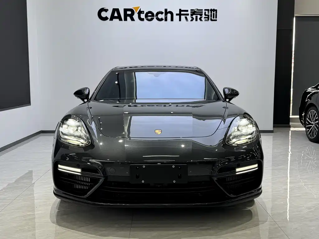 Porsche Panamera 2019 — фото 2