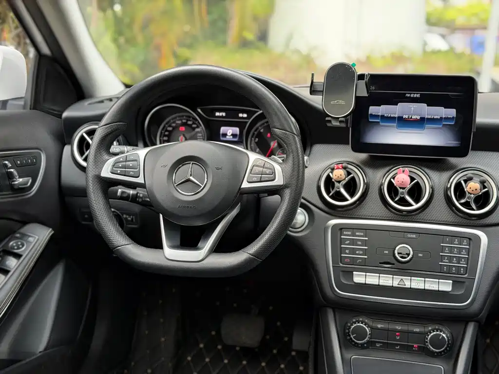 Mercedes-Benz GLA 2019 — фото 8