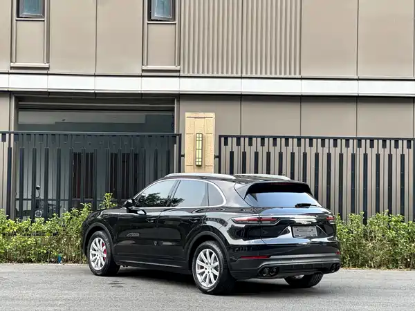 Porsche Cayenne 2019