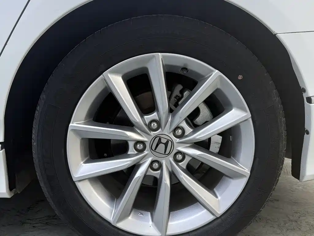 Honda Accord 2023 — фото 18