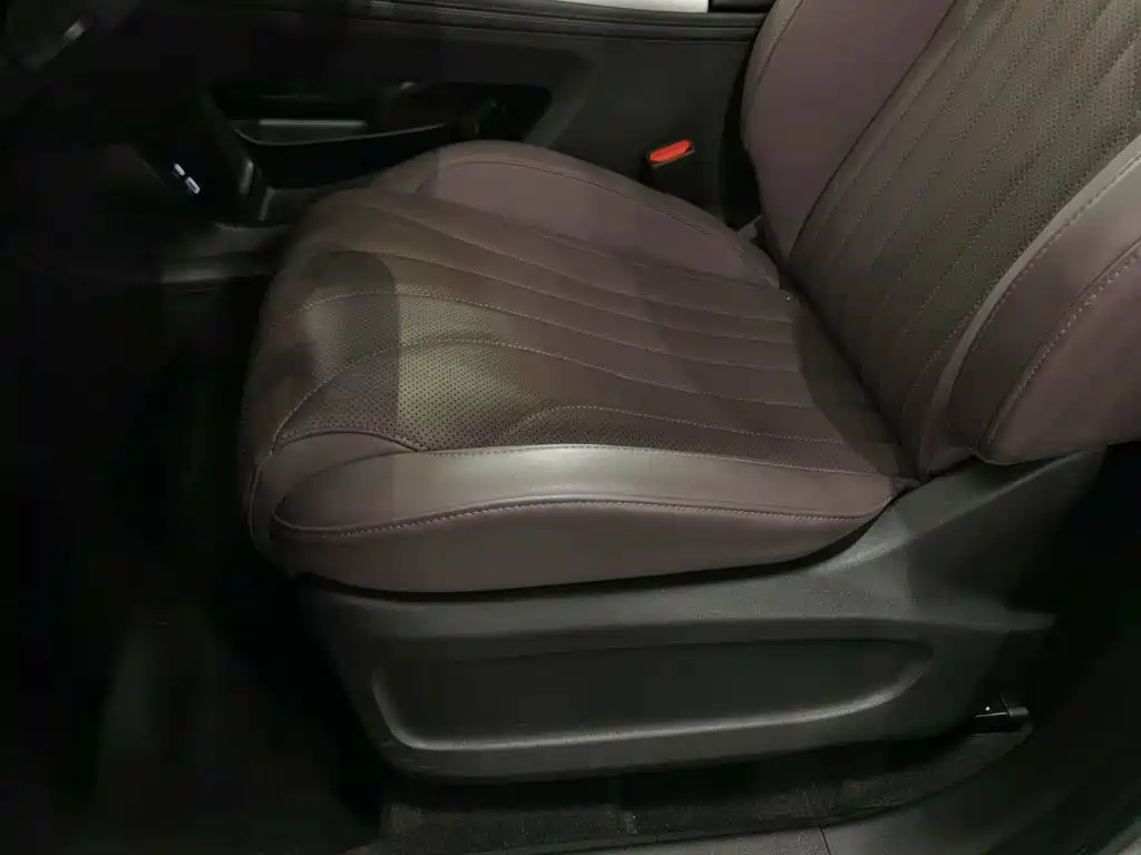 Chery Tiggo 9 C-DM 2025 — фото 20