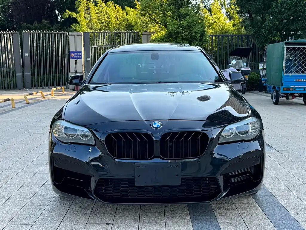 BMW 5 Series 2011