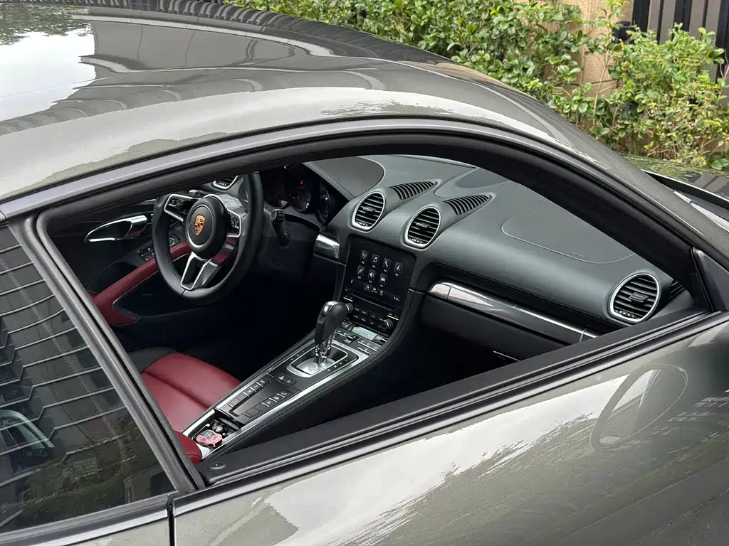 Porsche 718 2022 — фото 13