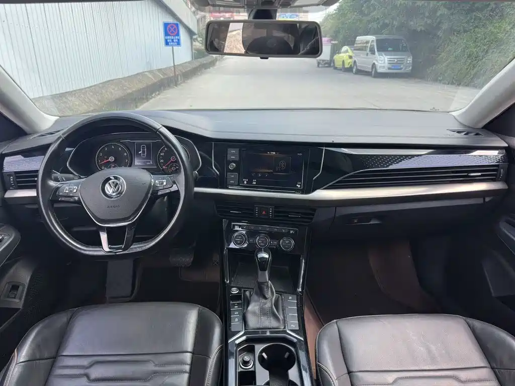 Volkswagen Passat 2020