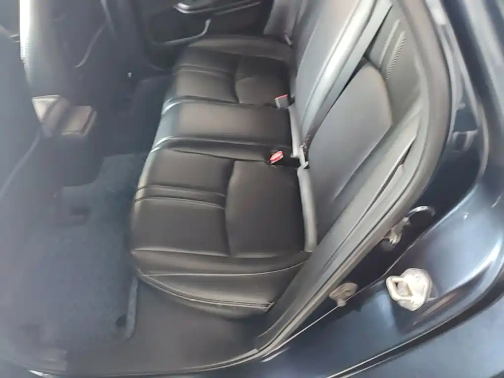 Honda Civic 2018 — фото 17
