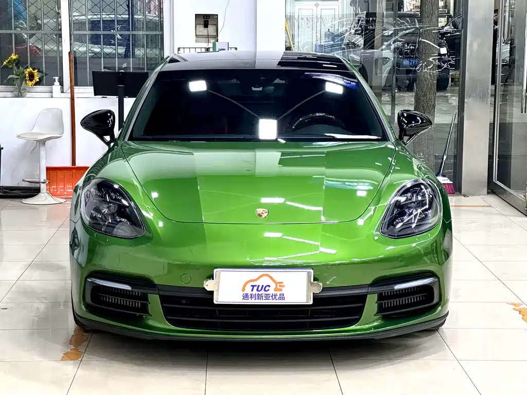 Porsche Panamera 2019 — фото 2