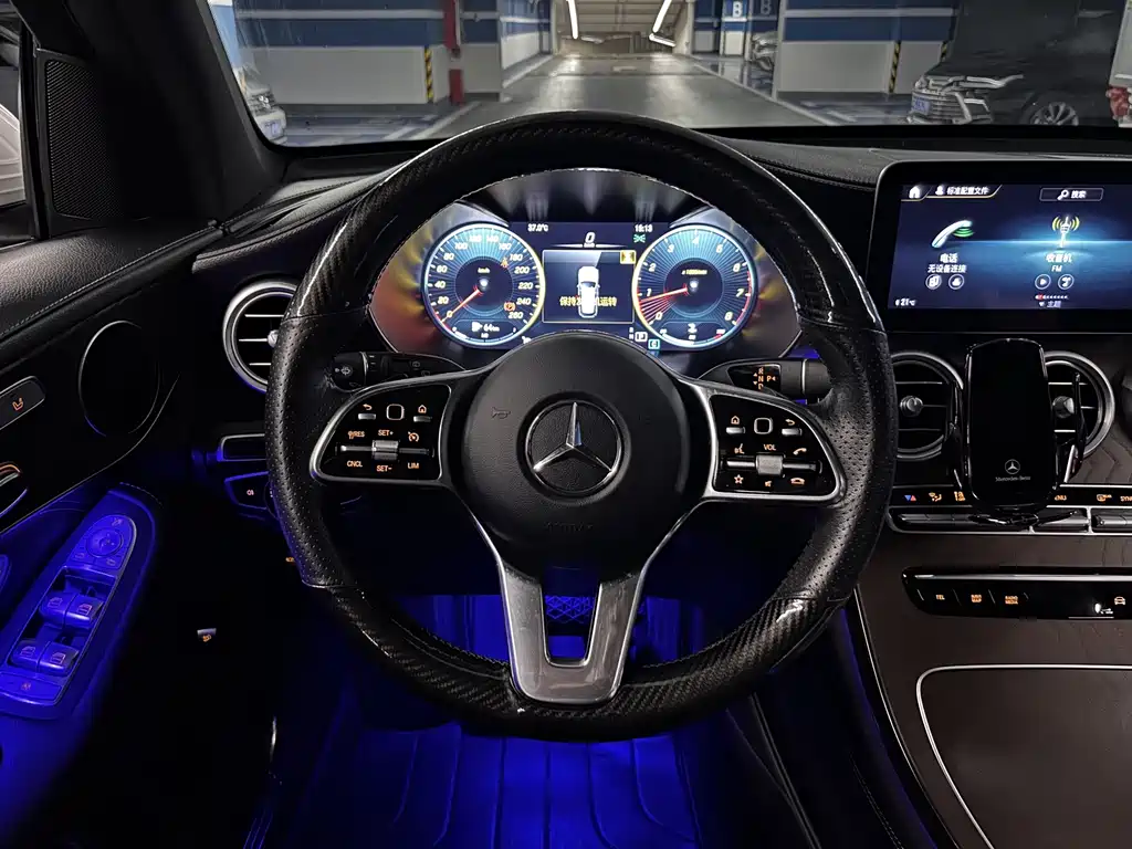 Mercedes-Benz GLC 2020 — фото 10
