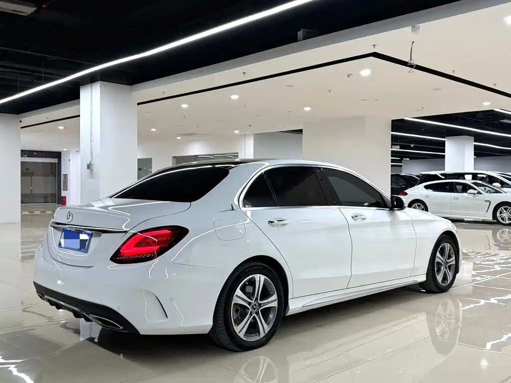 Mercedes-Benz C-Class 2019