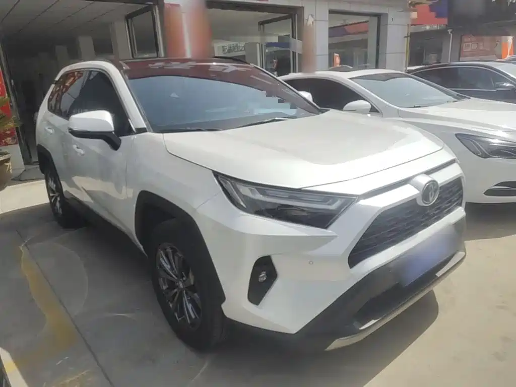 Toyota RAV4 2023 — фото 4
