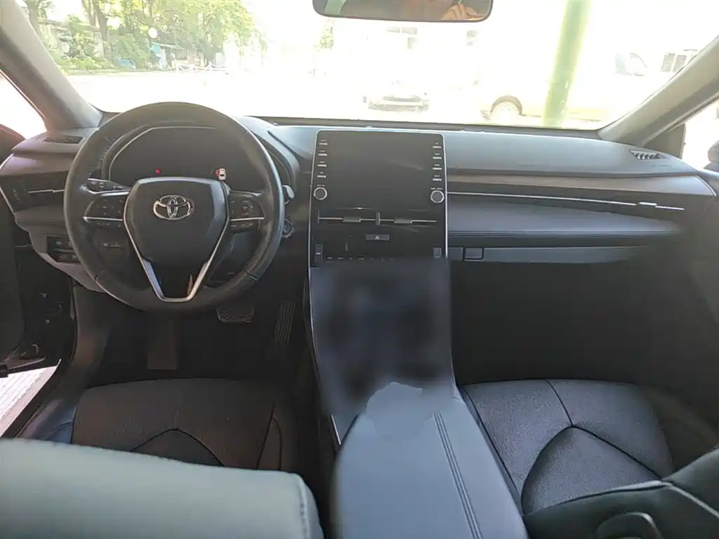 Toyota Avalon 2020 — фото 10