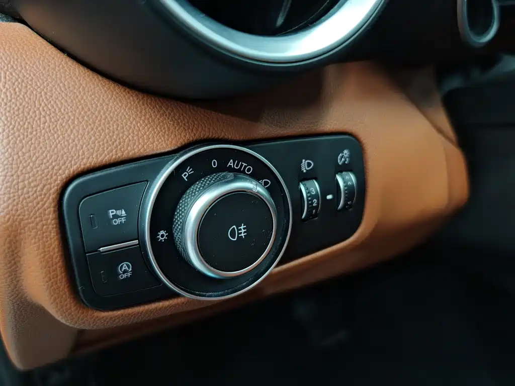 Alfa Romeo Giulia 2019 — фото 18