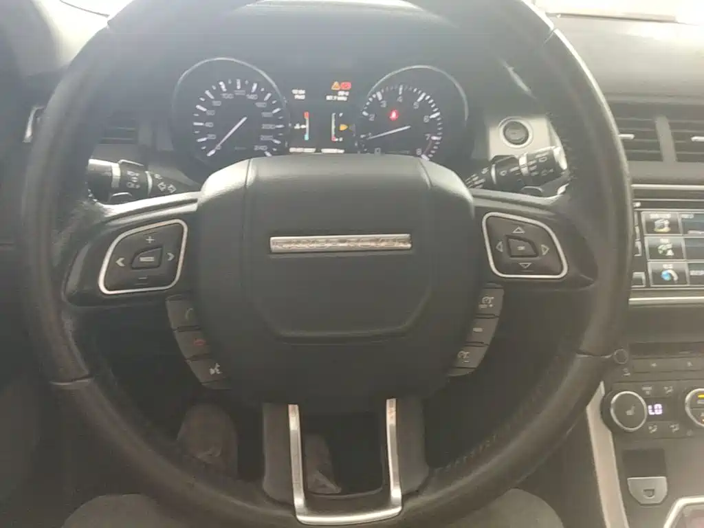 Land Rover Range Rover Evoque 2016 — фото 11