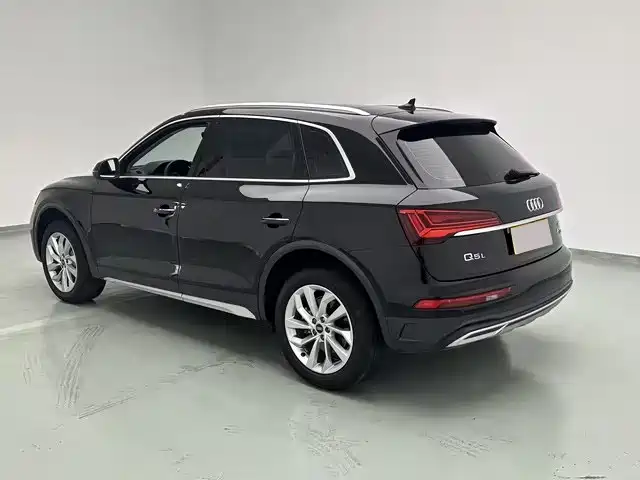 Audi Q5L 2024