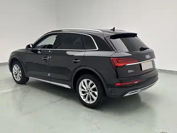 Audi Q5L 2024