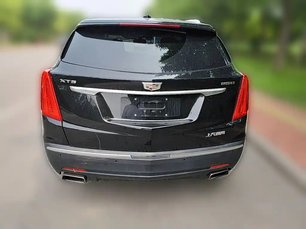 Cadillac XT5 2018 — фото 10
