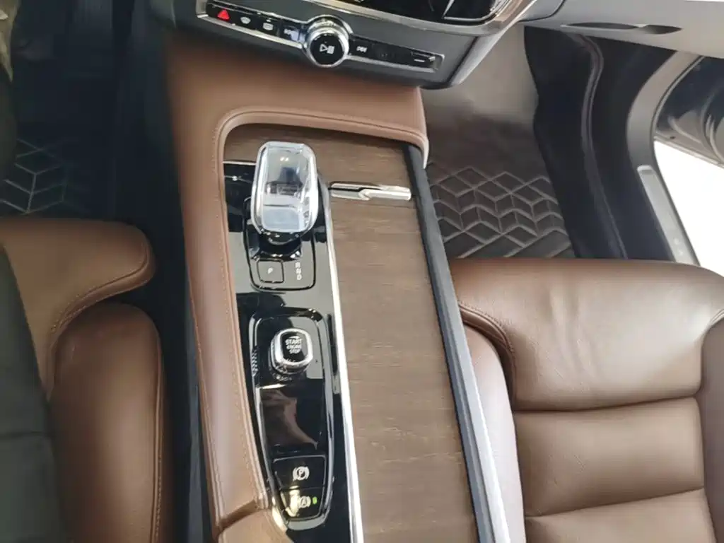 Volvo S90 2024 — фото 14