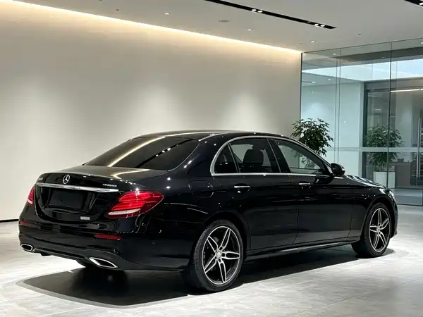 Mercedes-Benz E-Class 2017