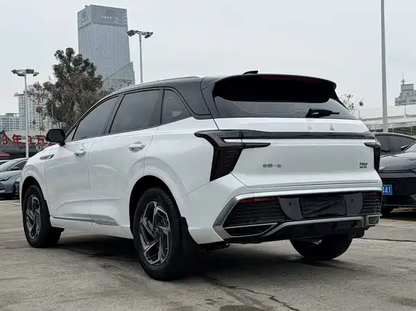 Hongqi HS3 2023