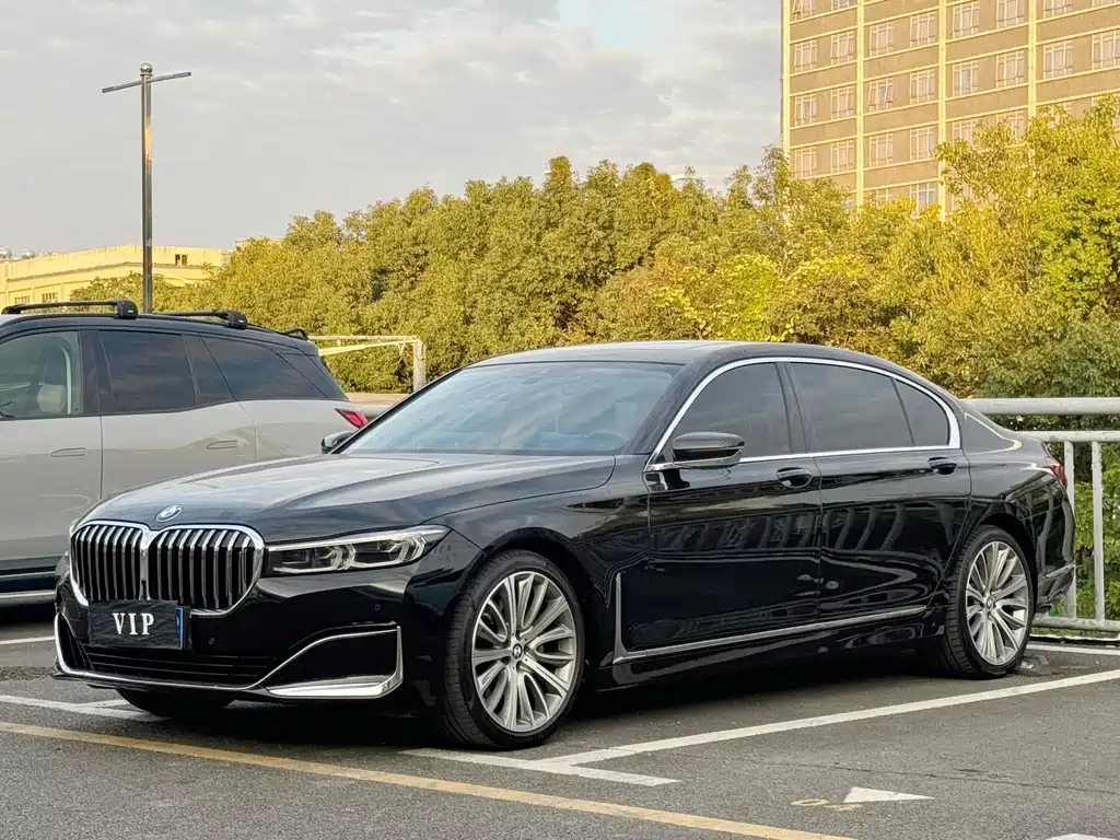 BMW 7 Series 2016 — фото 2