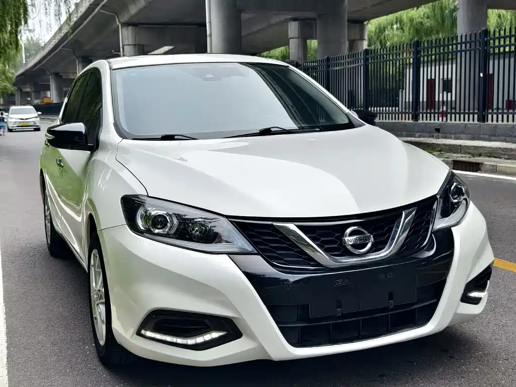 Nissan Tiida 2020