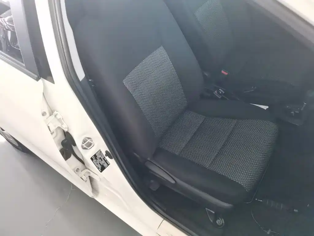 Toyota Vios 2017 — фото 25