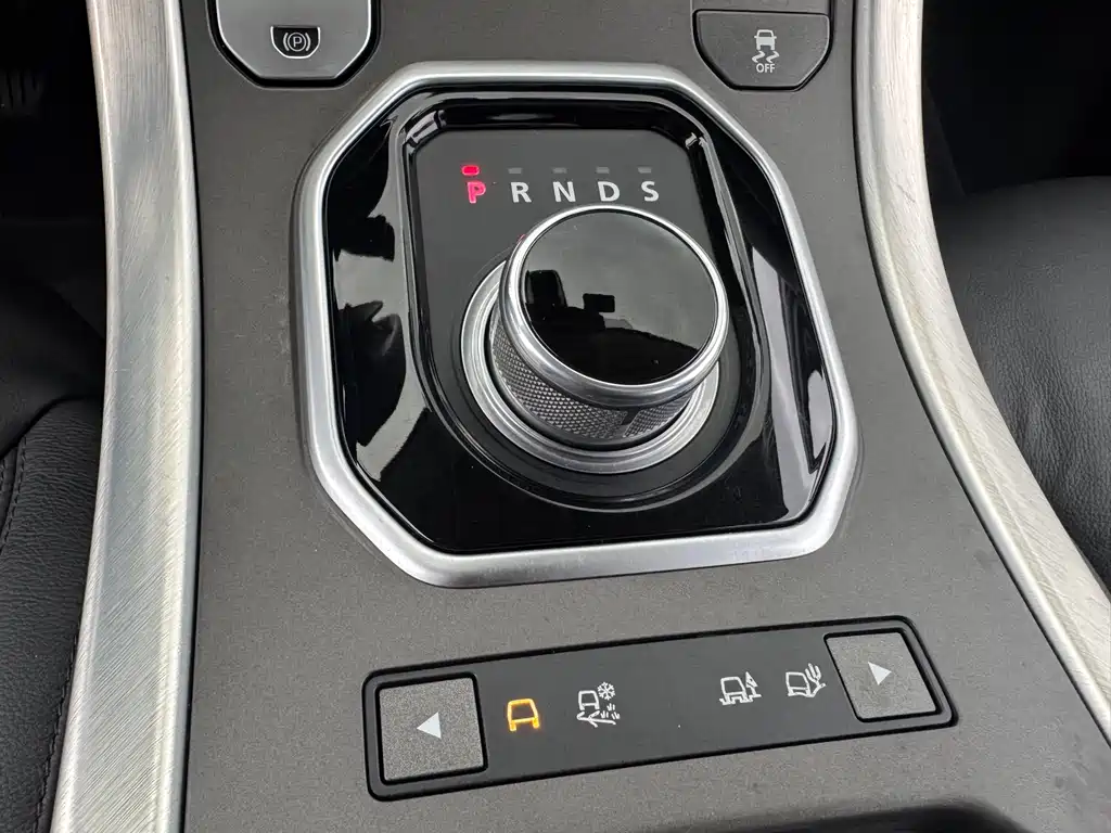 Land Rover Evoque 2016 — фото 16