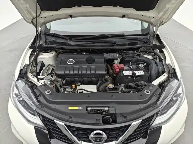 Nissan Tiida 2020 — фото 15