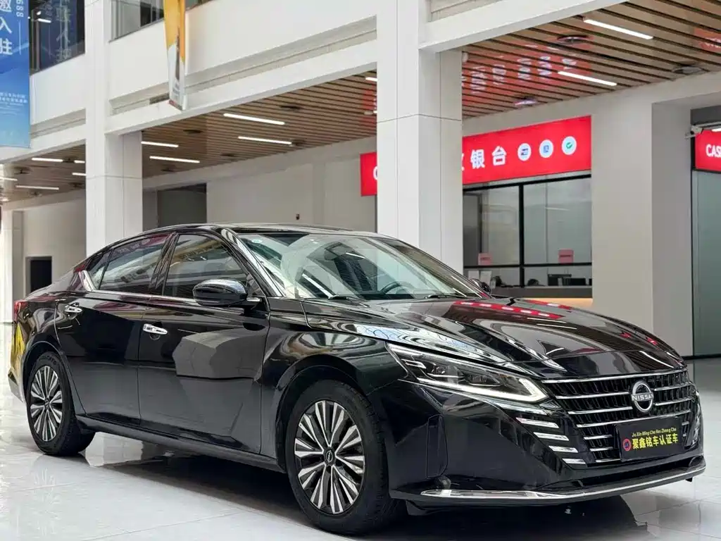 Nissan Teana 2023