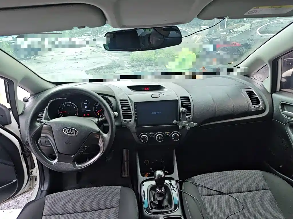 Kia K3 2016