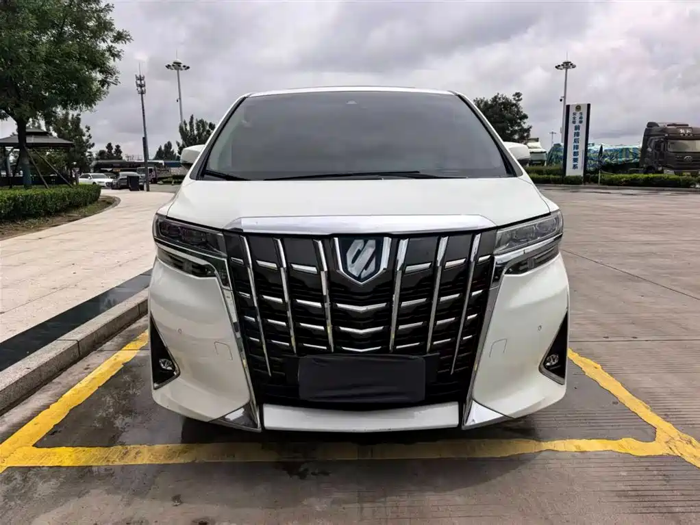 Toyota Alphard 2021 — фото 2