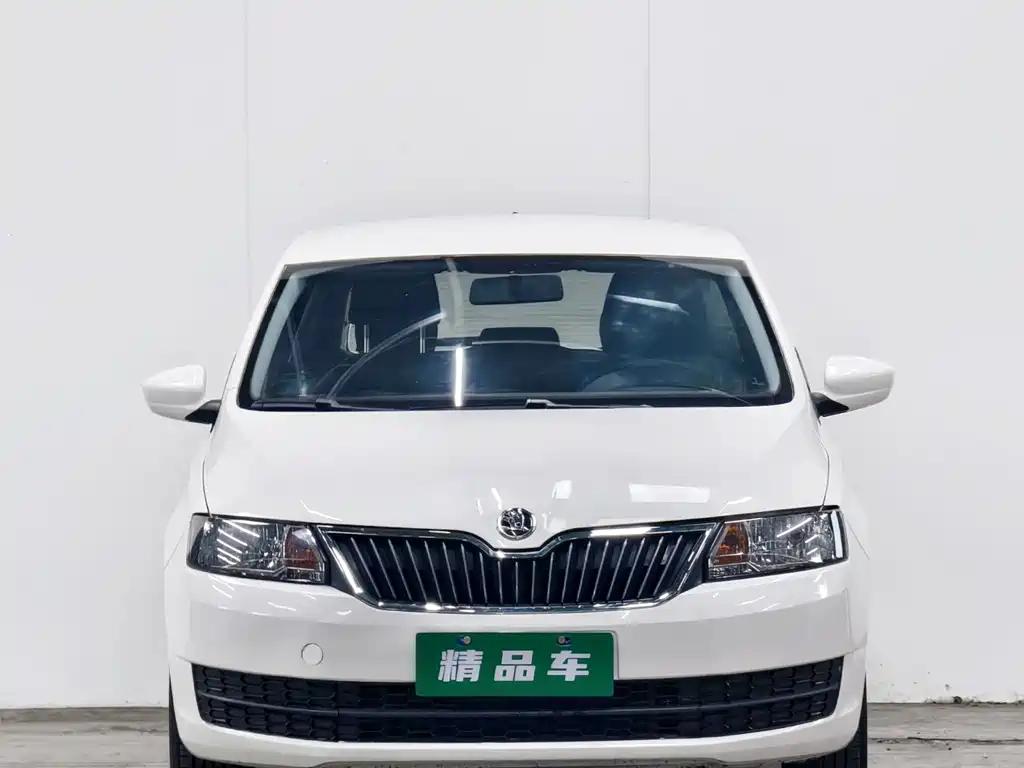 Skoda Rapid Spaceback 2015