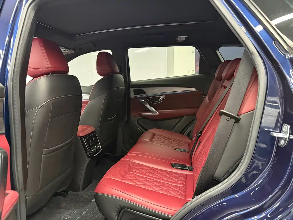 Jetour Jietu X70 PLUS 2023 — фото 16
