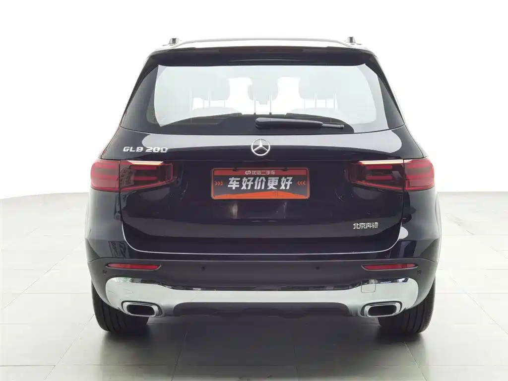 Mercedes-Benz GLB 2023 — фото 4