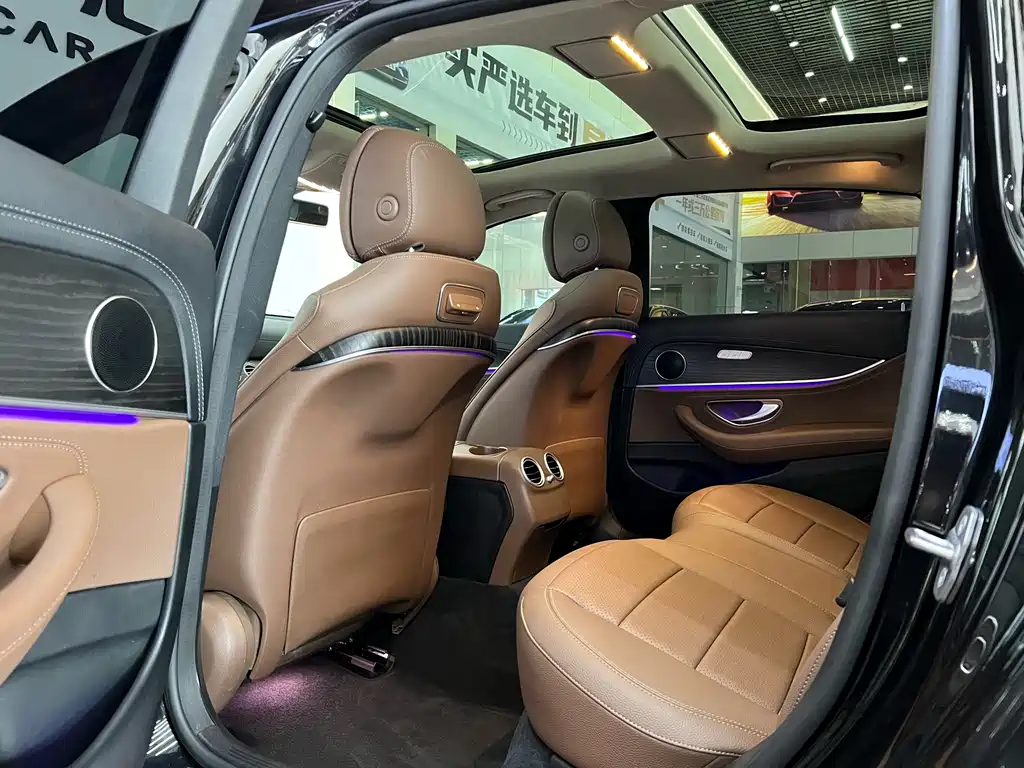 Mercedes-Benz E-Class 2020 — фото 6