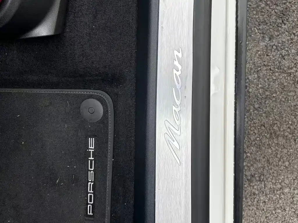 Porsche Macan EV 2026