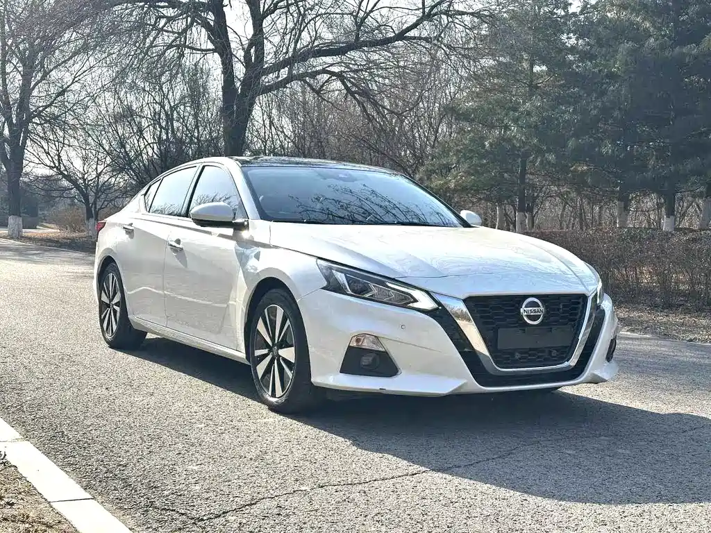 Nissan Teana 2022 — фото 3