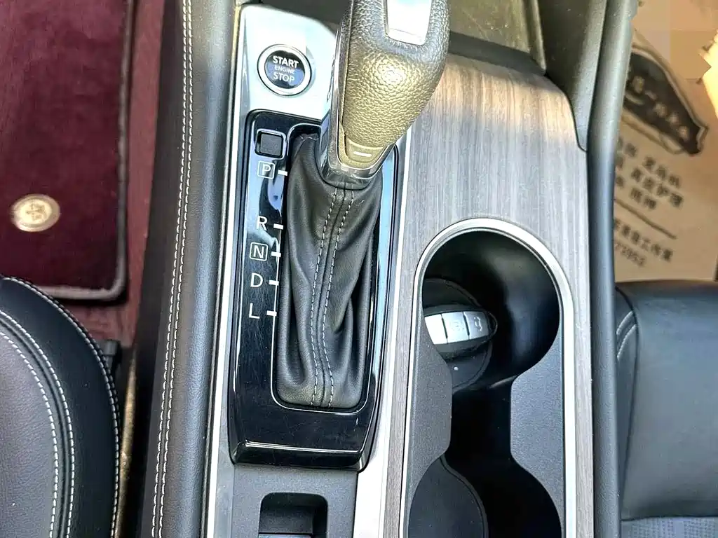 Nissan Teana 2022 — фото 12